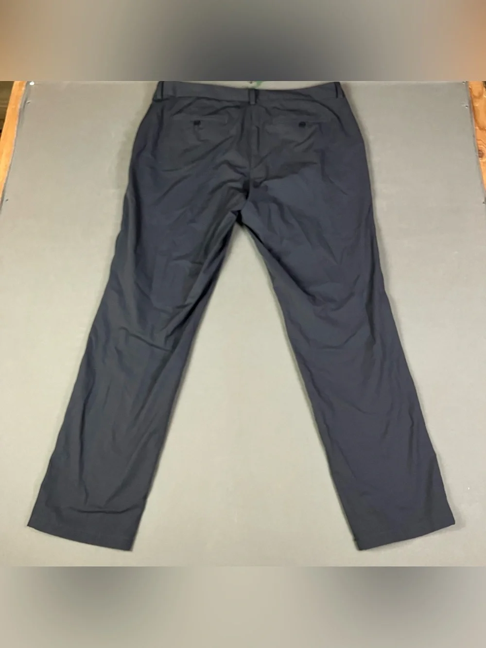 Vineyard Vines Men’s Size 38x32 On The Go Performance Pants Dark Gray